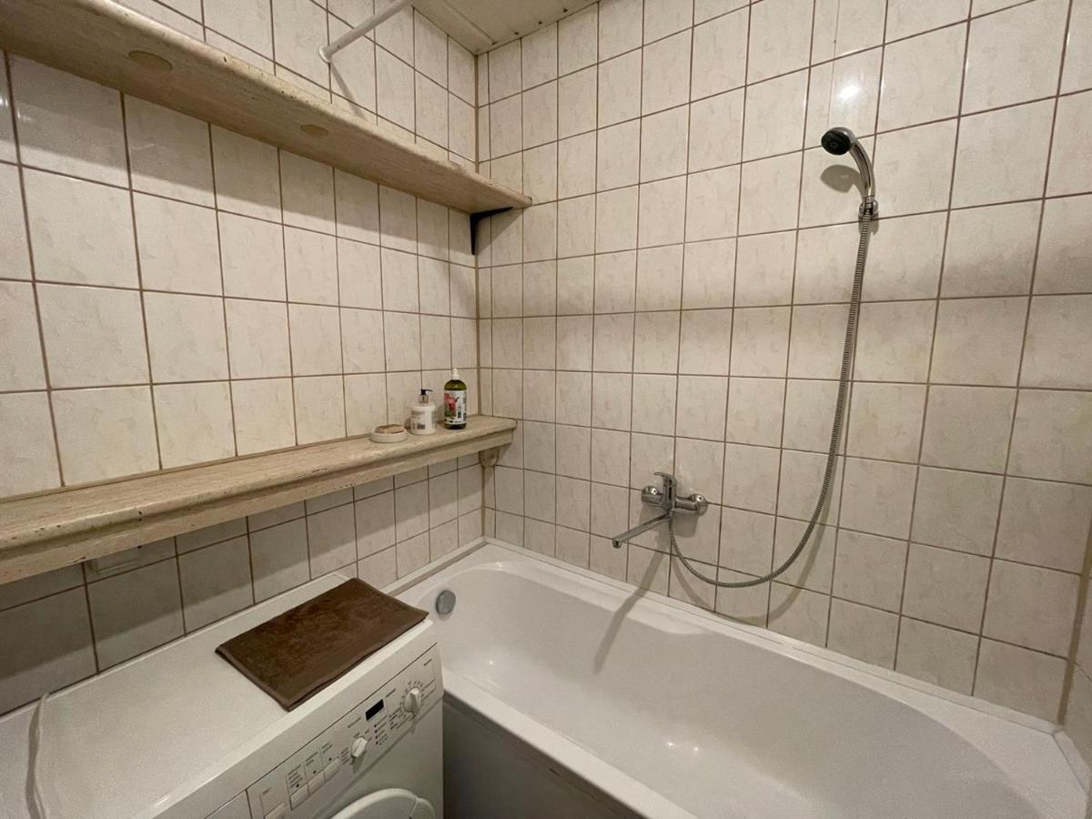 A Cozy Apartment With A Wonderful View Of The River In The Old Town Of VNO Exterior photo